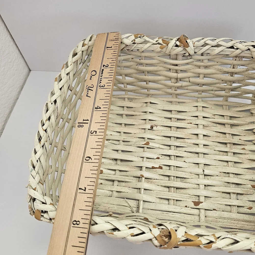 Vintage Hand-Painted Wicker Basket – Shabby Chic Pansy Motif